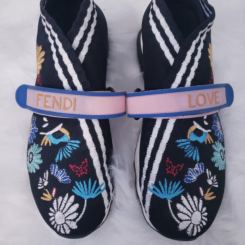 FENDI LOVE SIZE 40 BLACK COLORFUL EMBROIDERED SHOES